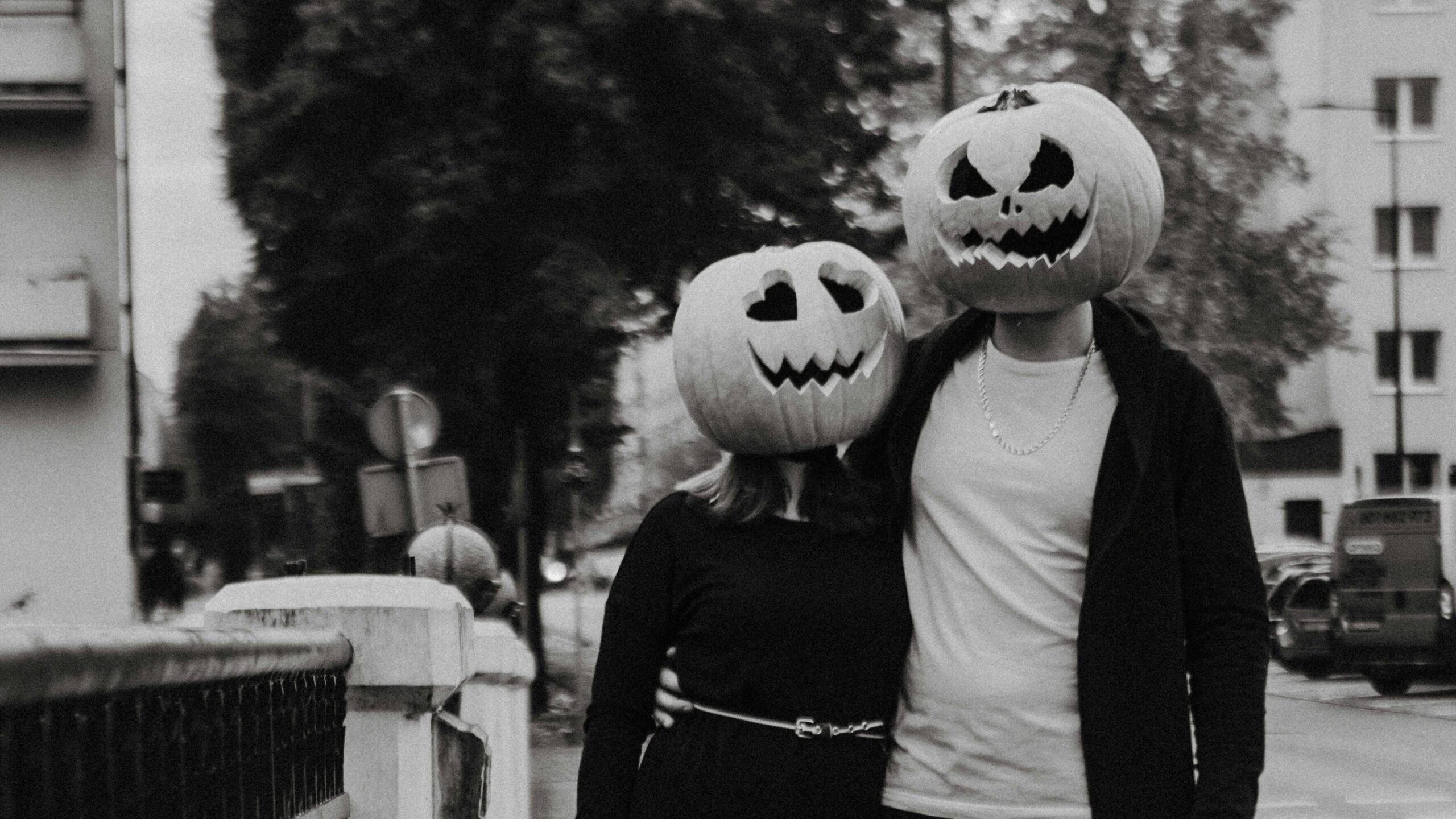 halloween costume couple